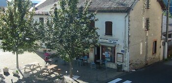 Café du Nord, café restaurant épicerie